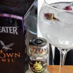 Gin og tonic med Beefeater Crown Jewel Gin