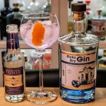 Gin og Tonic med Ricks Blue Dry Gin