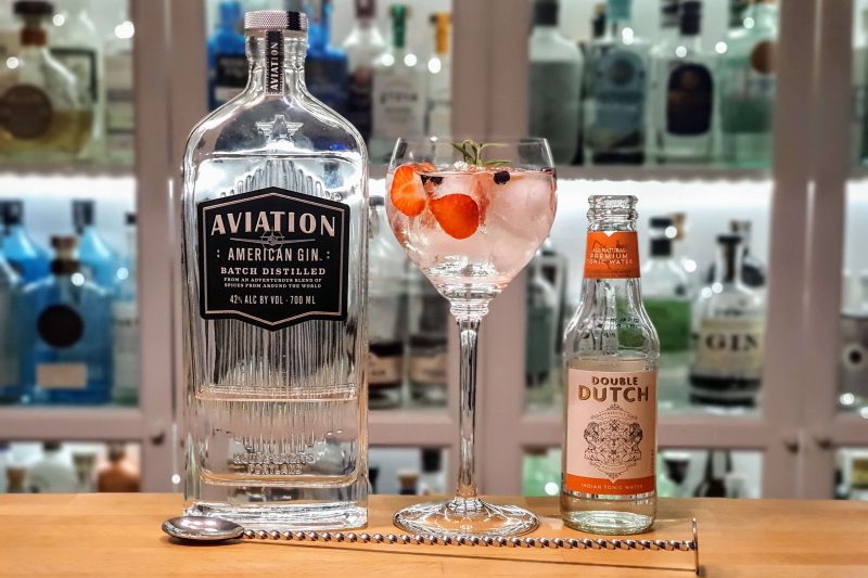 Gin Tonic med Aviation American Gin