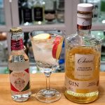 Chase Hedgerow Gin med rabarbra og granskudd mixer