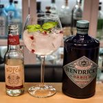 Hendricks Orbium med Double Dutch Pommegranate & Basil
