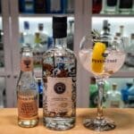 GT med Collective Arts Artisanal Dry Gin