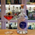 Killer in Red no2 med Amrat Nilgiris Indian Dry Gin