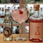 Gin og Tonic med Attåt Pink Gin Vapour Infused