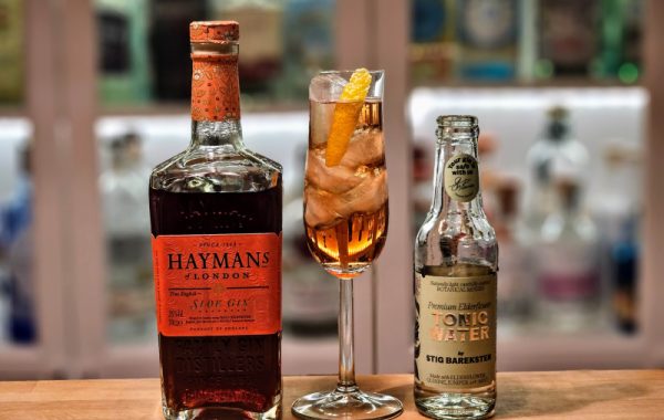 Gin og Tonic med Hayman's Sloe Gin