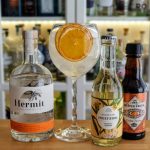 Hermit Dutch Coastal Gin og ingefærøl