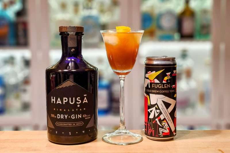 Gin og Tonic med Hapusa Dry gin og Fuglen Cold Brew Coffee Tonic