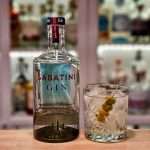 Oliven Negroni med Sabatini Gin