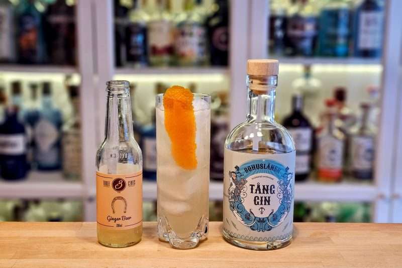 bilde av en Bohuslänsk Tång Gin med ingefærøl