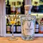 Bilde av en Dry Martini med Volcano Etna Dirty Gin