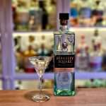Bilde av en Gibson med Berkeley Square London Dry Gin.