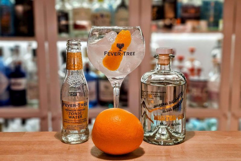 Gin og Tonic med Juniperus Distillatus Winter Gin