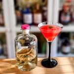 Pinklet med Juniperus Distillatus Lux Aestiva Summer Gin