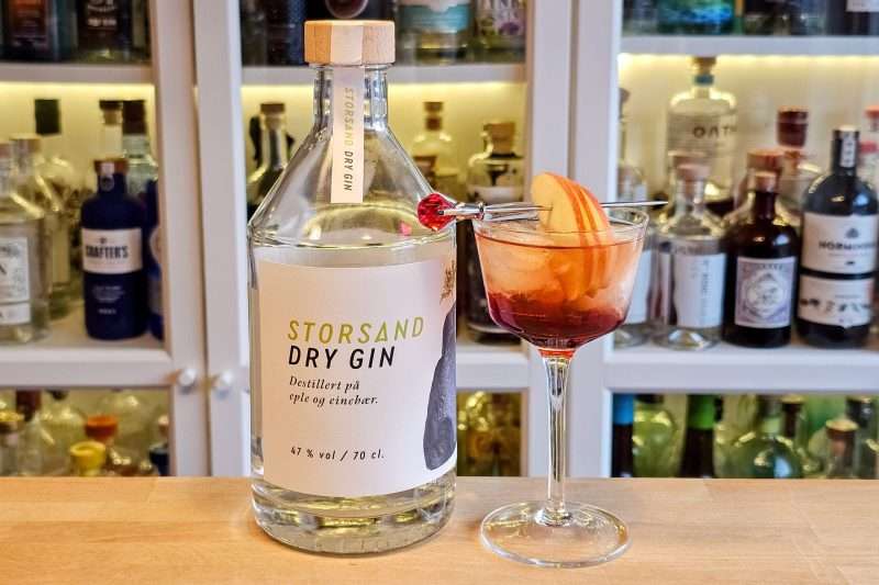 Gin og Dubonnet med Storsand Dry Gin