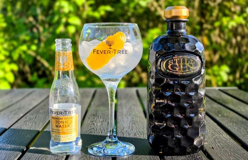 Gin og Tonic med Still GIN by Dre and Snoop