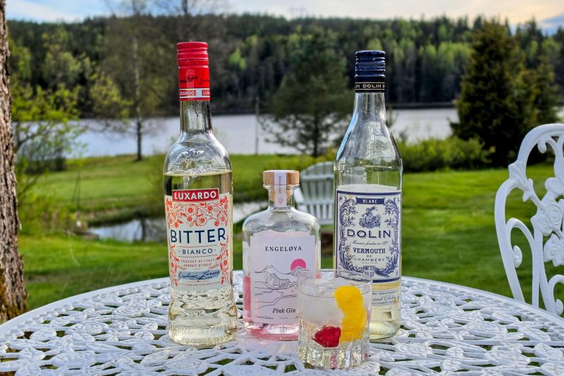 Hvit Negroni med Engleøya Pink Gin