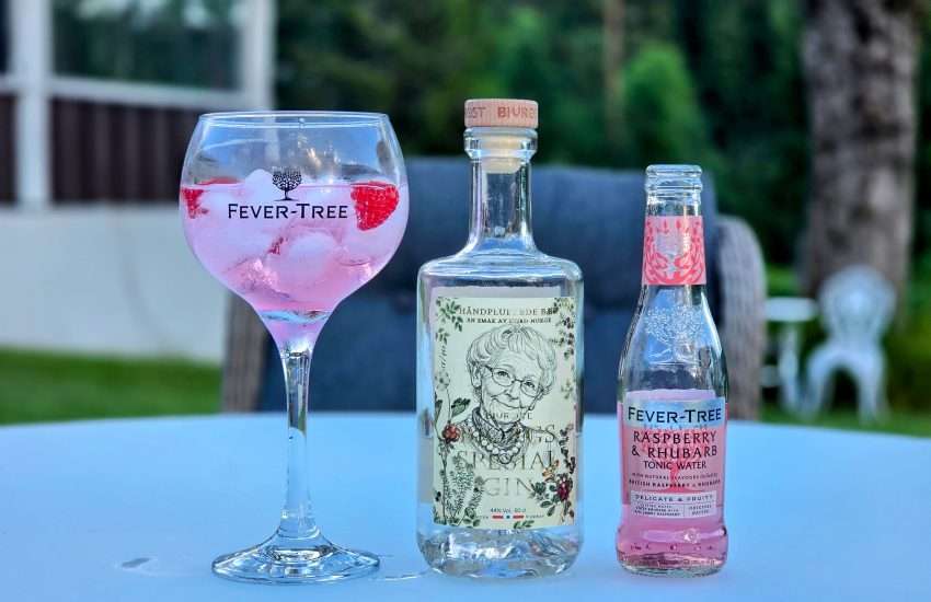 Rosa Gin og Tonic med Bivrost Bjørgs Spesial Gin