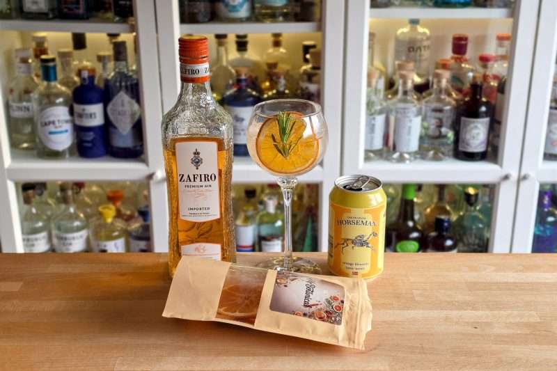 Gin og Tonic med Zafiro Orange Gin