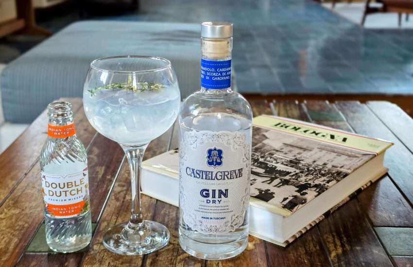 Gin og Tonic med Castelgreve Dry Gin